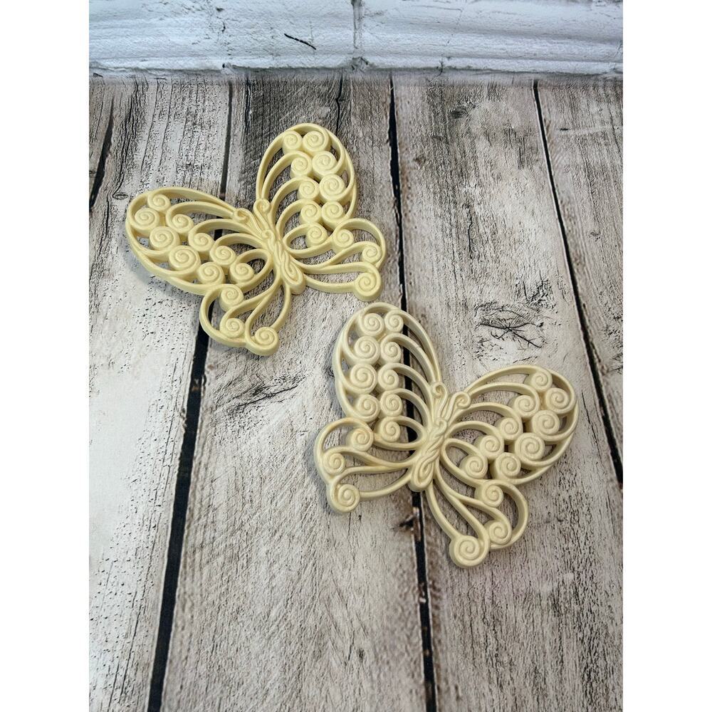 BURWOOD Vintage Set of 2 Ivory Wall Butterflies